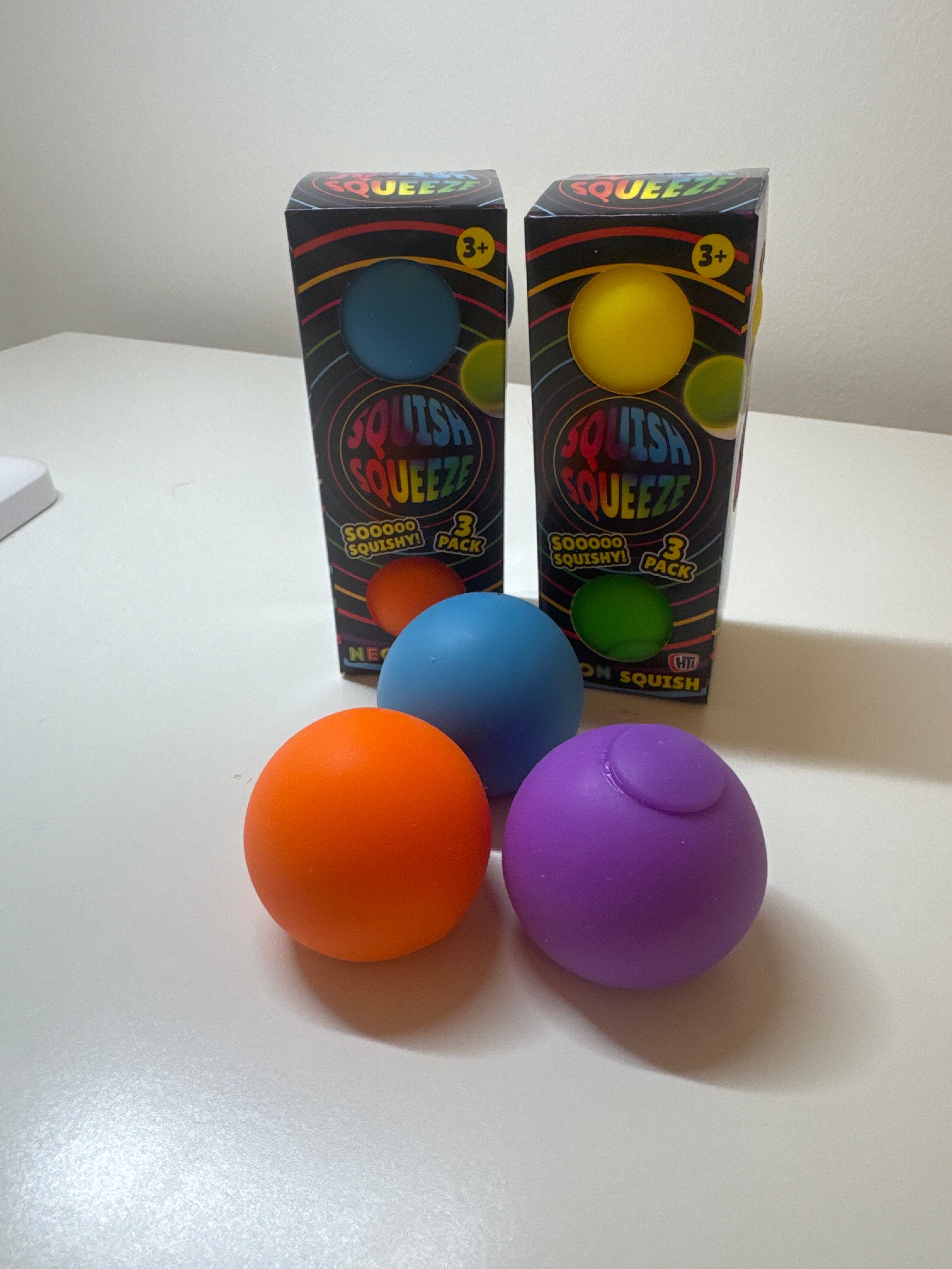pack of 3 mini stress balls